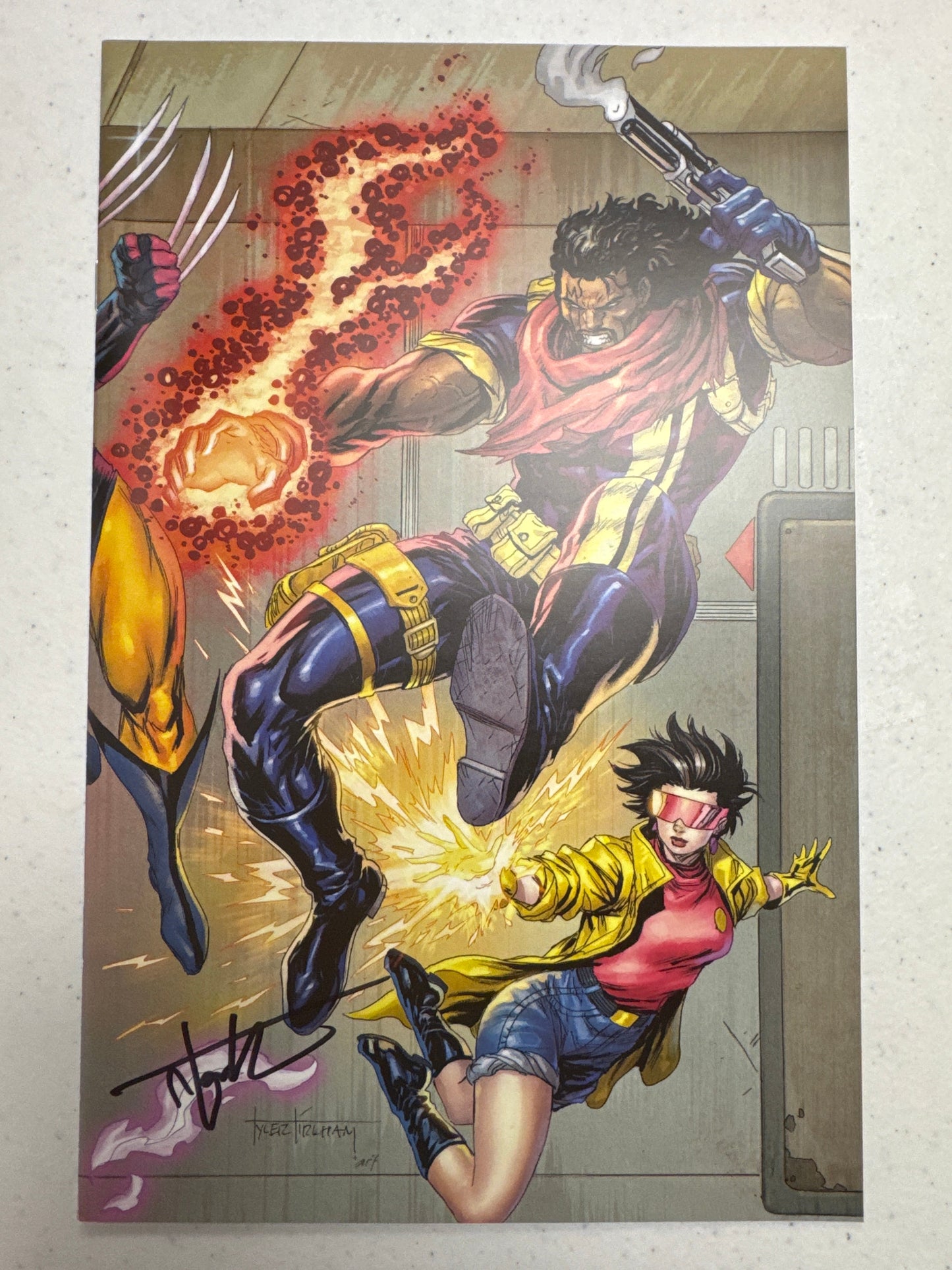 [Signed by Tyler Kirkham] UNCANNY X-MEN #6 Kirkham Virgin UNKNOWN COMICS EXCL